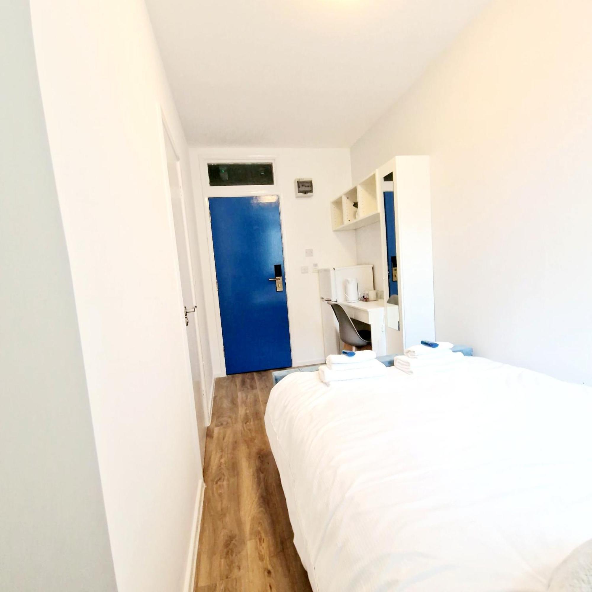 Crendon House Boutique Hotel High Wycombe Buckinghamshire ภายนอก รูปภาพ