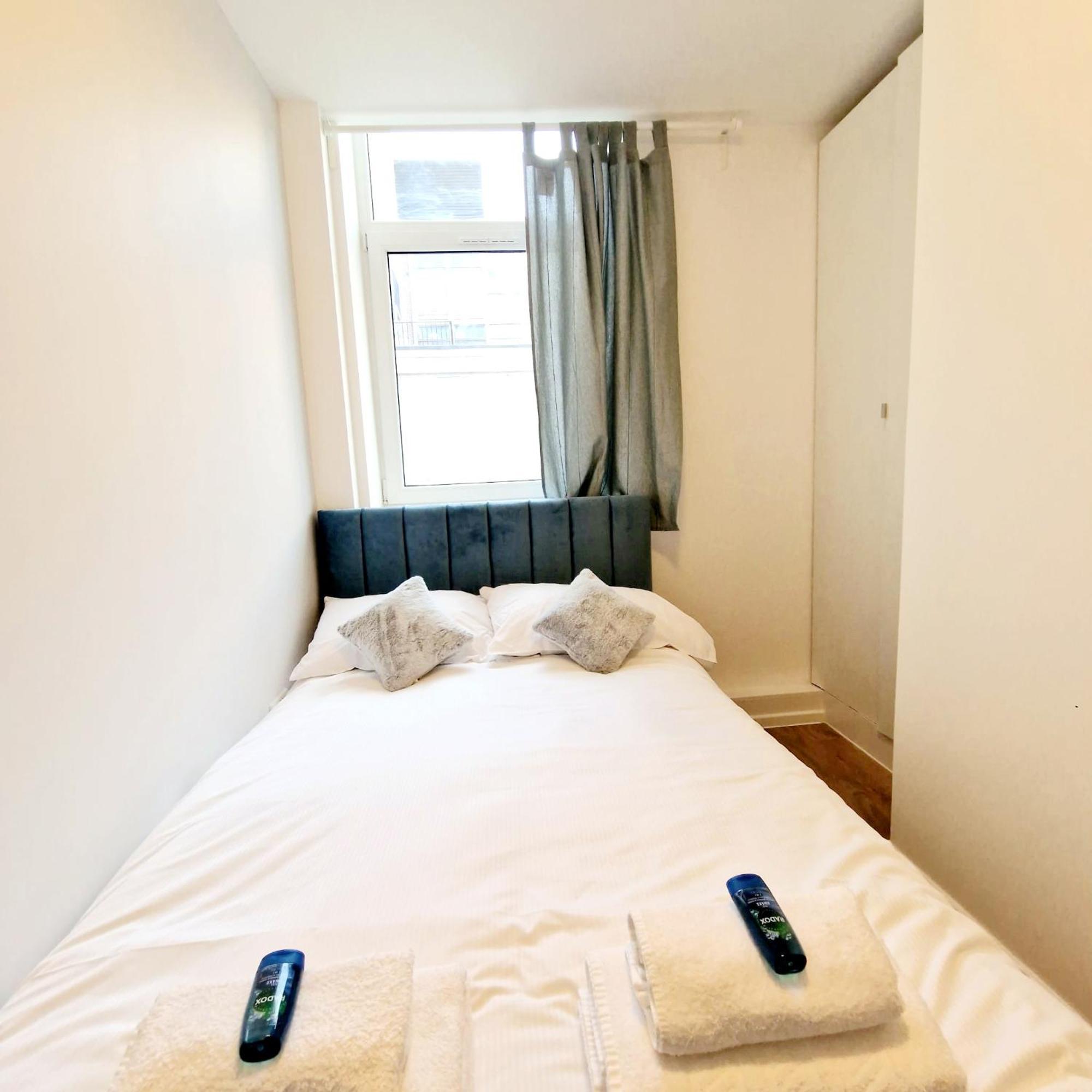 Crendon House Boutique Hotel High Wycombe Buckinghamshire ภายนอก รูปภาพ